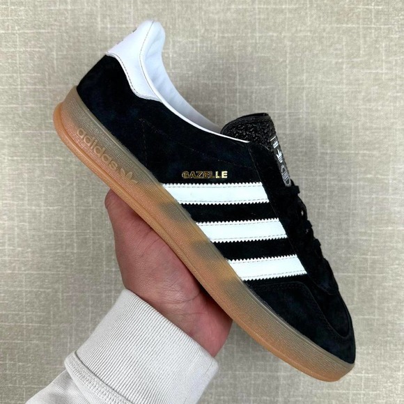 Adidas Gazelle Indoor Black Gum - Picture 1 of 4